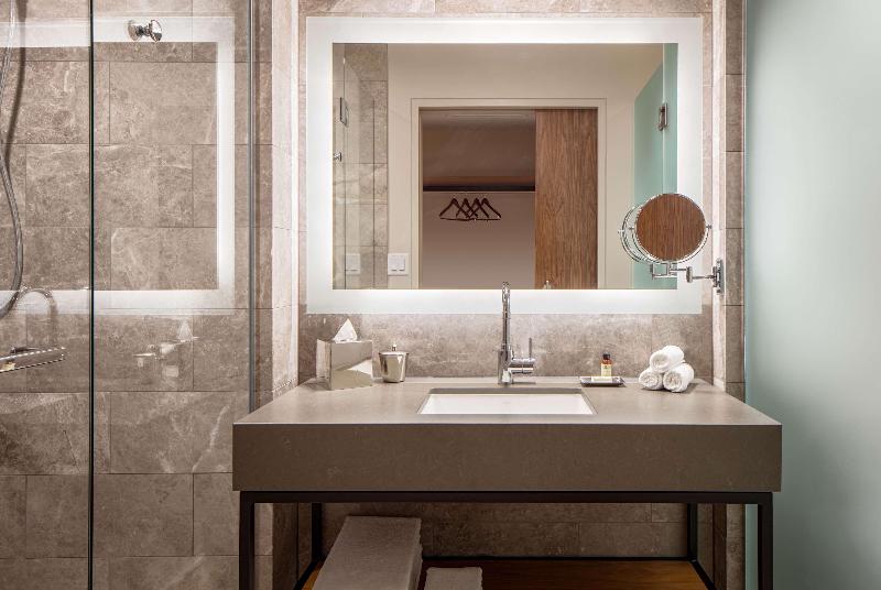 Номер Клуб Кровать Кинг, Hyatt Regency Lake Washington At Seattle S Southport