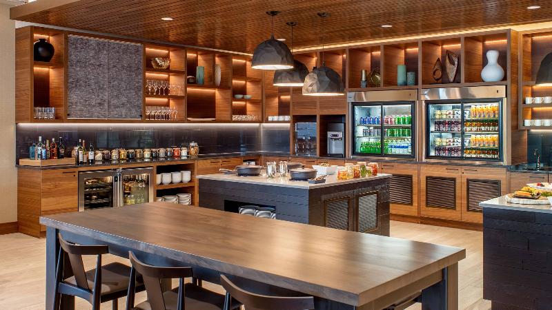 Номер Клуб Кровать Кинг, Hyatt Regency Lake Washington At Seattle S Southport