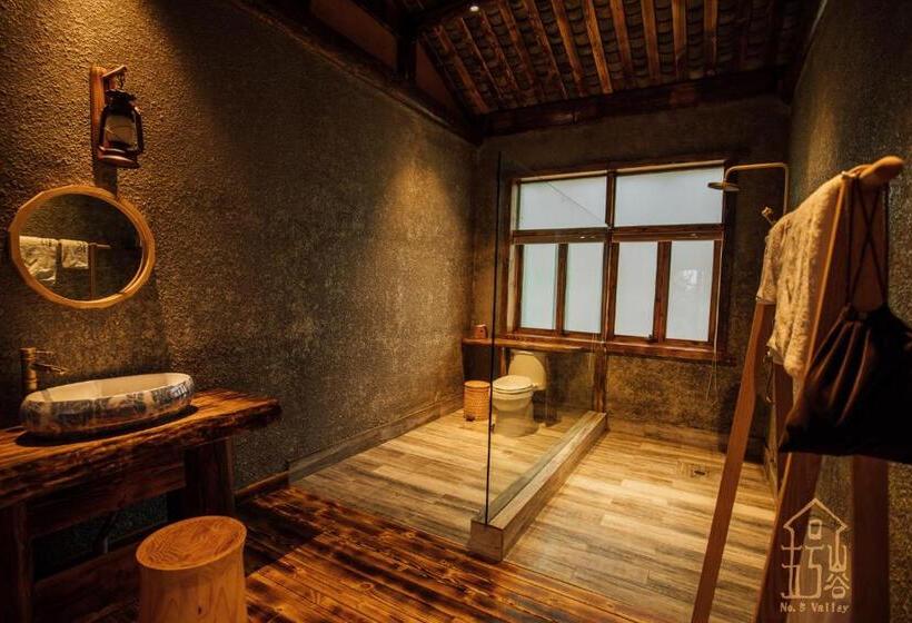 带观景的豪华间, No.5 Valley Lodge