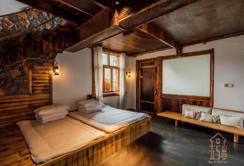 家庭套房, No.5 Valley Lodge