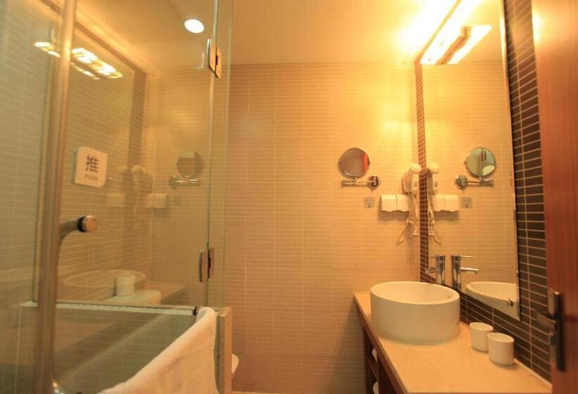 스위트, Greentree Inn Shanghai West Huaxia Road Metro Station Express