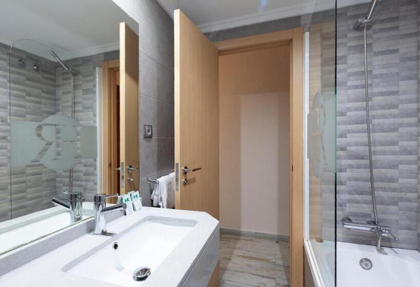 Номер Стандарт Трехместный, Olympia Ronda Hostel