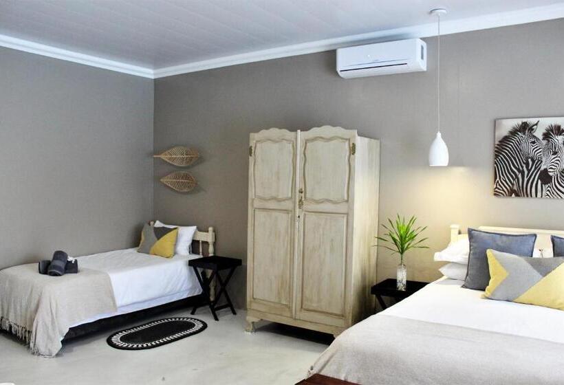 Номер Стандарт Трехместный, Igwalagwala Guest House