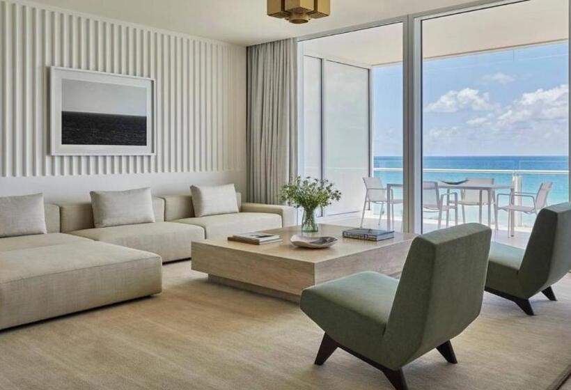 2 Bedrooms Suite Sea View, Four Seasons Hotel At The Surf Club