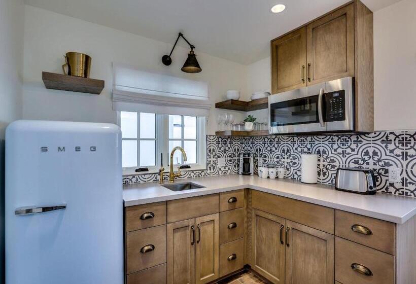 带按摩浴盆的套房, La Serena Villas, A Kirkwood Collection