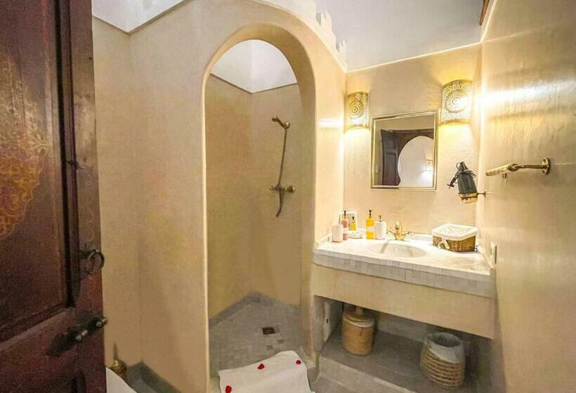اتاق لوکس, Riad Des Lys