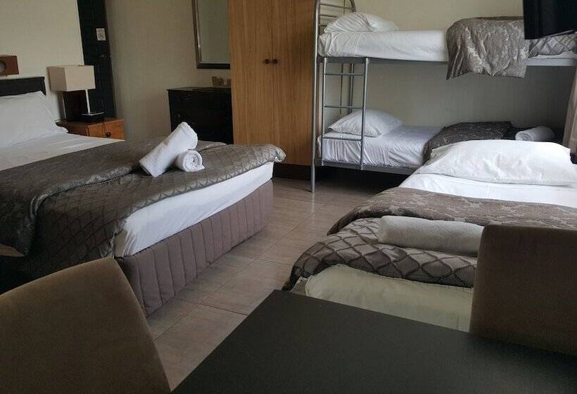 Семейный Номер, Tuncurry Motor Lodge