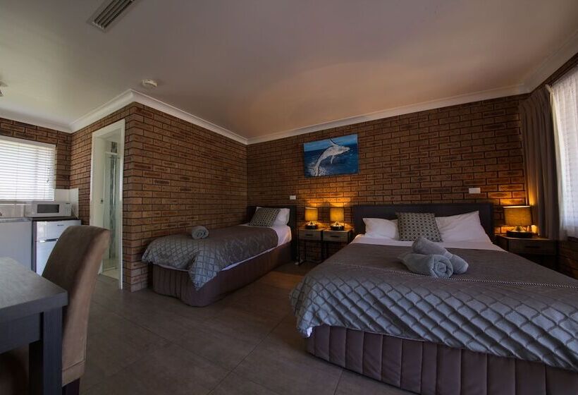 Семейный Номер, Tuncurry Motor Lodge