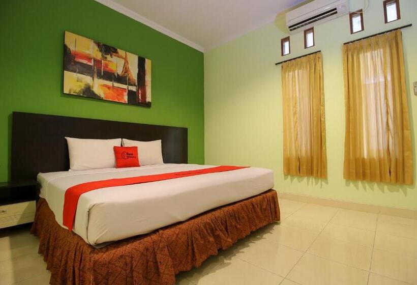 Номер Economy, Reddoorz Plus @ Taman Siswa 2