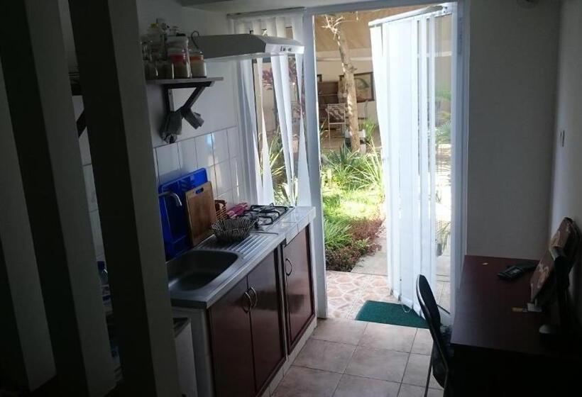 디럭스 룸, The Quiet Corner Guest House