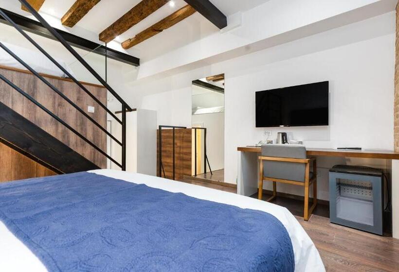 חדר דלוקס לארבעה, Azur Palace Luxury Rooms