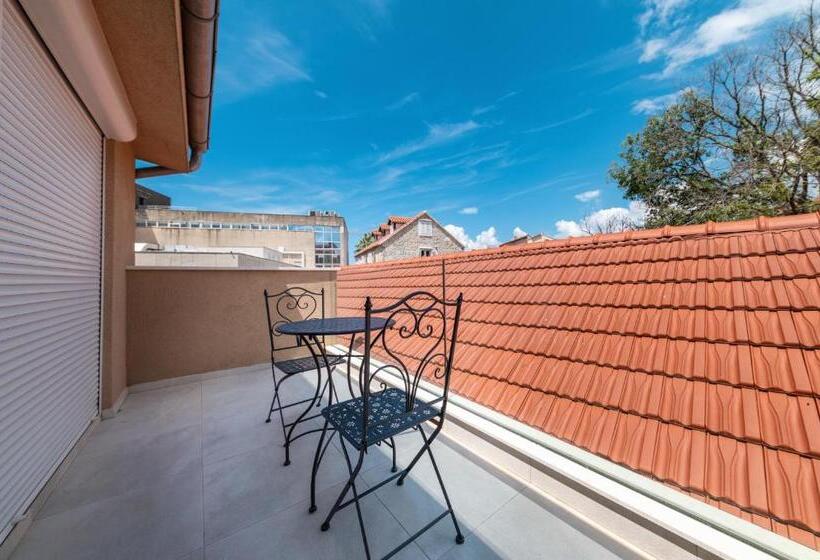 חדר דלוקס עם מרפסת, Azur Palace Luxury Rooms