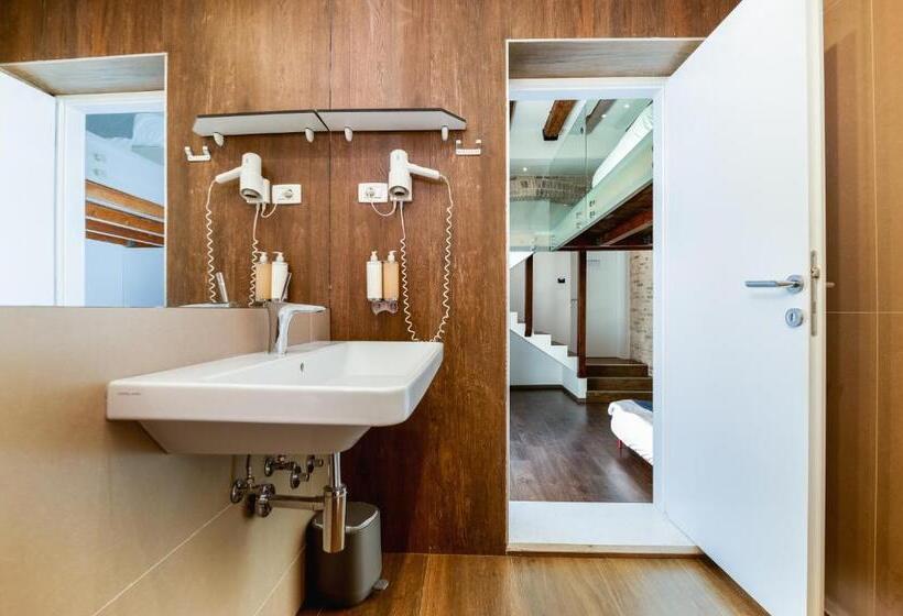סוויטה עם מרפסת, Azur Palace Luxury Rooms