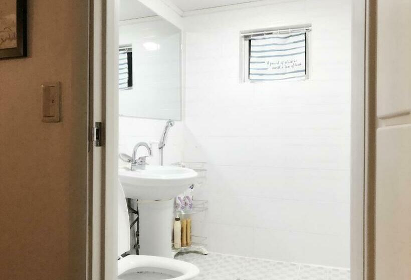 Апартаменты 2 Спальни, Hongdae Mainstreet Two Room House