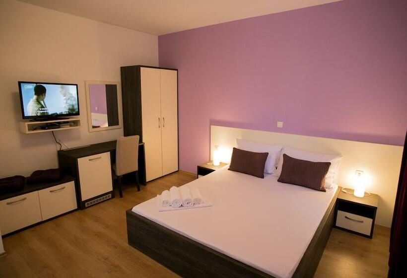 Четырехместный Номер Стандарт Вид на Море, Bed & Breakfast Marta & Tona