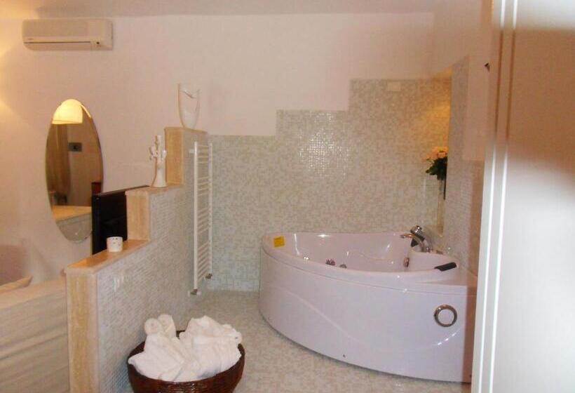 스위트, Il Casale