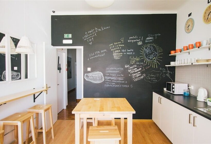 패밀리 룸, Ptm Downtown Hostel&suites