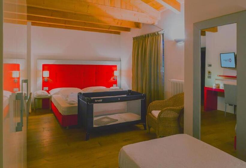 标准三人间, Ar Mountains Lodge Villachiara