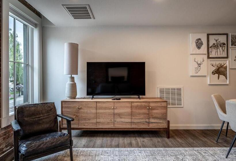 Апартаменты Deluxe 1 Спальня, Bavarian Lodge Suites
