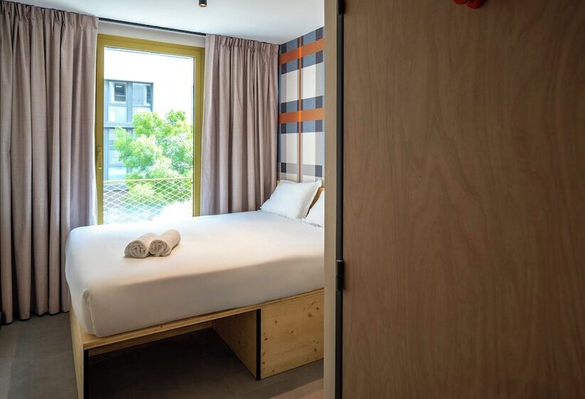 Номер Стандарт, Easyhotel Marseille Euromed