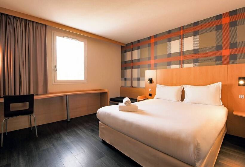 Номер Стандарт, Easyhotel Marseille Euromed