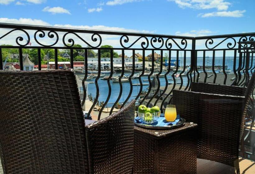 디럭스 룸, 16 Bay View