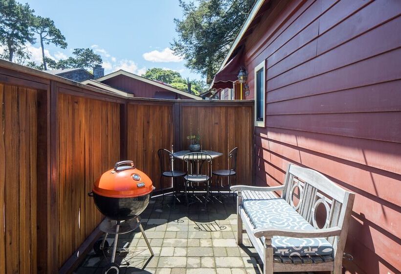 스탠다드 룸 킹사이즈 침대, Andril Fireplace Cottages