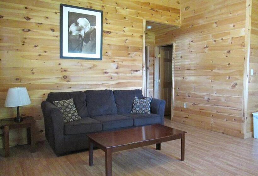 Suite with lake view, Olympian Resort Motel