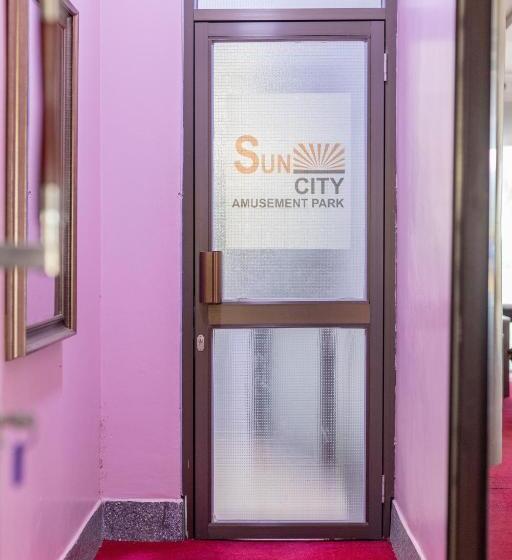 اتاق خانوادگی, Sun City Hotel & Amuzement Park Soroti