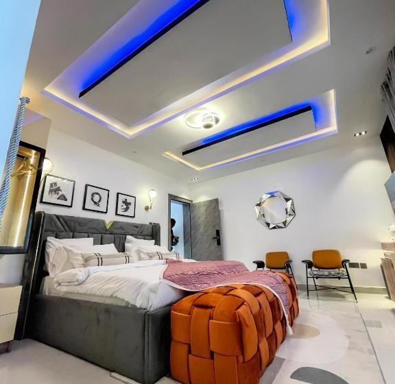 اتاق سوپریور با تخت بزرگ, The Addison Hotels And Apartments