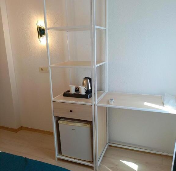 Номер Стандарт, Mia Hill Suites
