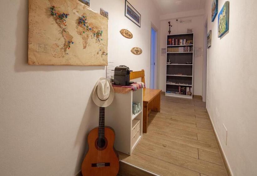اتاق استاندارد با بالکن, Cinque Terre Charme Rooms