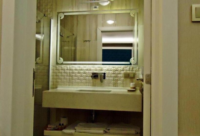 Семейный Номер, Berrak Otel