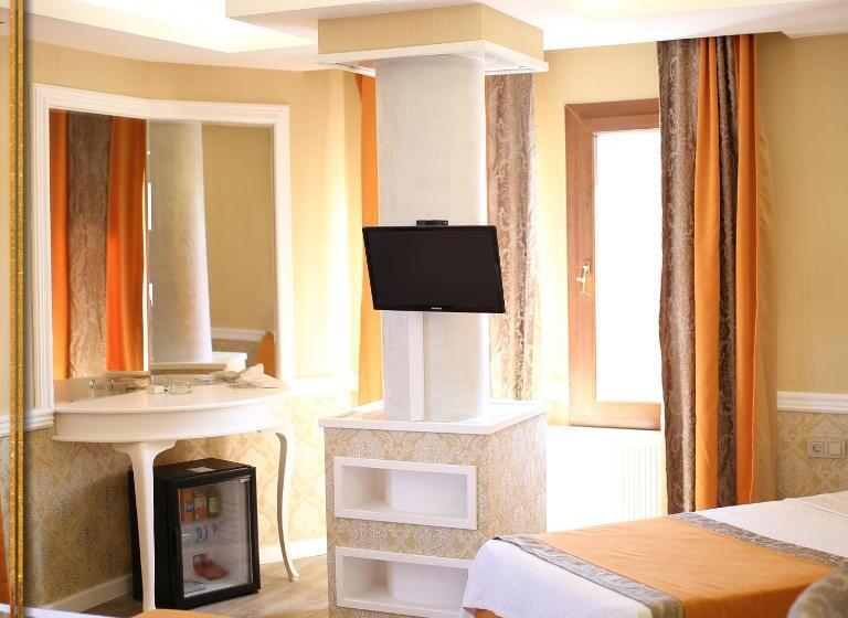 Семейный Номер, Berrak Otel