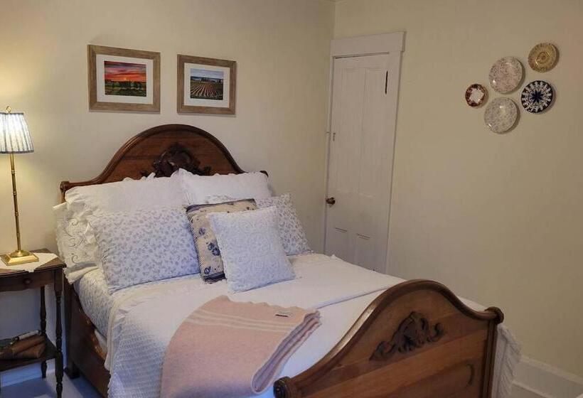 ファミリールーム, Clinton Pond Bed And Breakfast