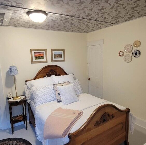 ファミリールーム, Clinton Pond Bed And Breakfast