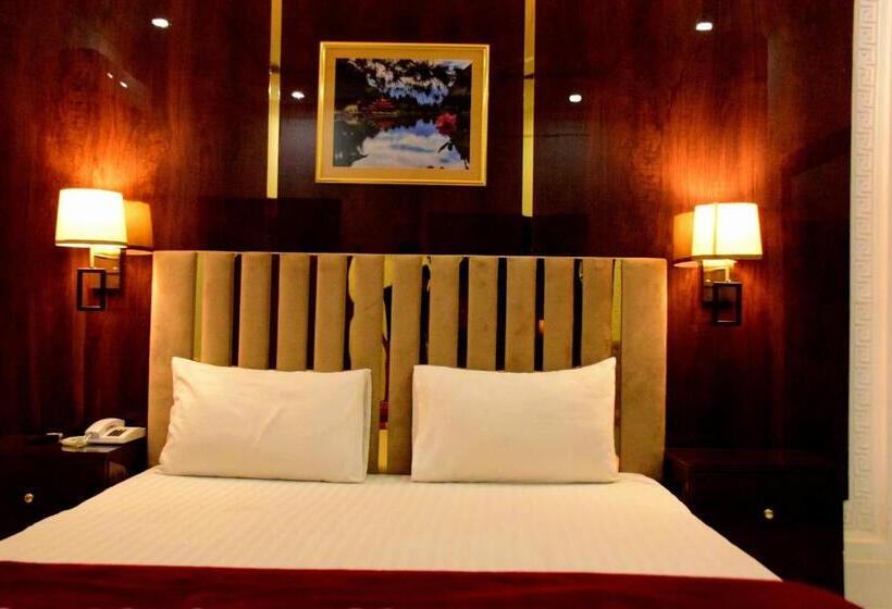 اتاق لوکس با تخت بزرگ, Orange Lake Resort