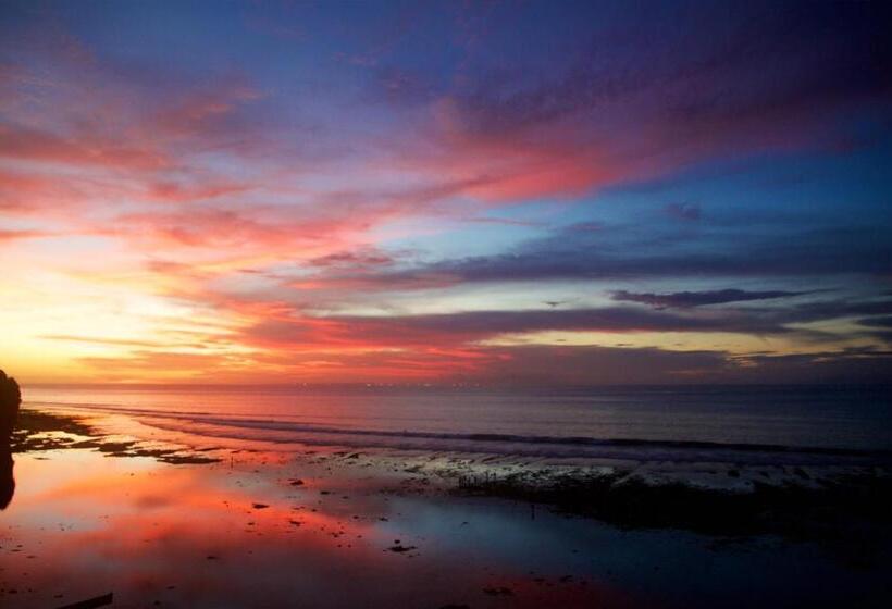 Номер Стандарт Вид на Море, Bale Bingin Beachfront Stay
