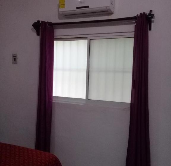 스탠다드 룸 킹사이즈 침대, 41 Valladolid