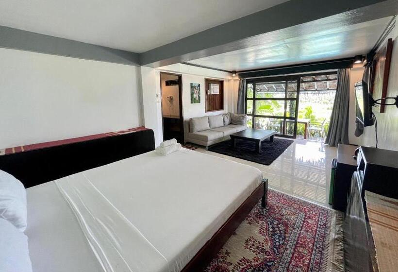 اتاق استاندارد با چشم‌انداز استخر, Villa Maya