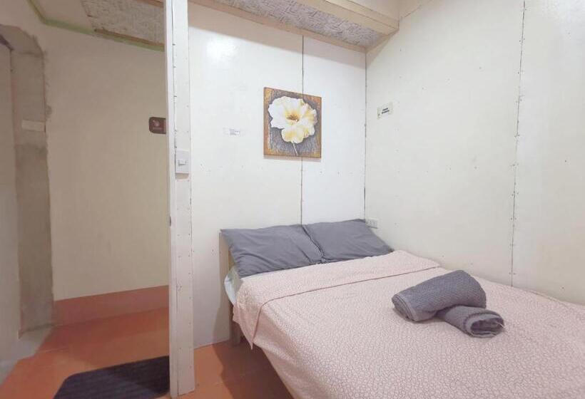 Номер Economy, Stay N Save B&b