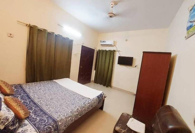 اتاق لوکس, Embassy Inn Guest House Hyderabad