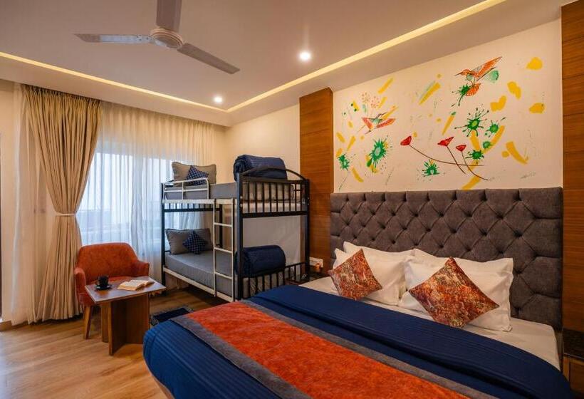 디럭스 4인 룸, Shalom Backpackers Mussoorie
