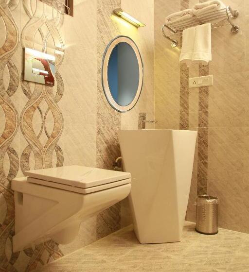 Номер Deluxe с Балконом, Green Leaf Home Stay