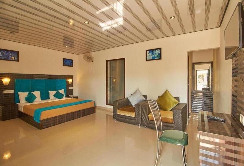 Номер Deluxe с Балконом, Green Leaf Home Stay
