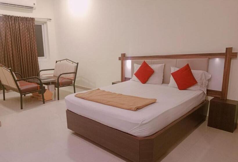 Номер Deluxe, Temple City Lake Inn Madurai Aala