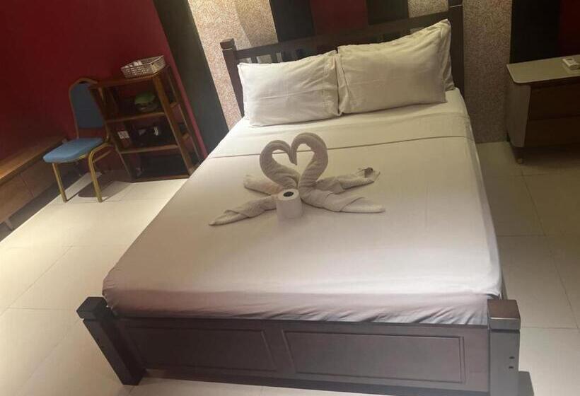 اتاق لوکس, Serenity Guest House