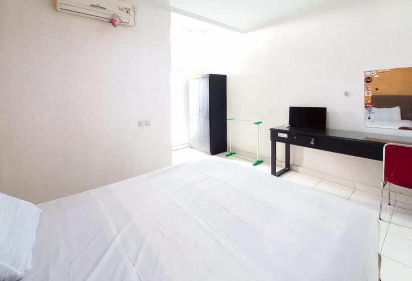 Номер Deluxe, Cemara House Syariah Redpartner