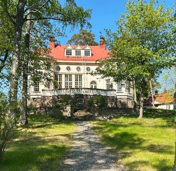 اتاق استاندارد یک نفره, Kivisaari