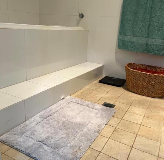 اتاق استاندارد با چشم‌انداز باغ, Cozy Private Room With Secured Yard Pet Friendly